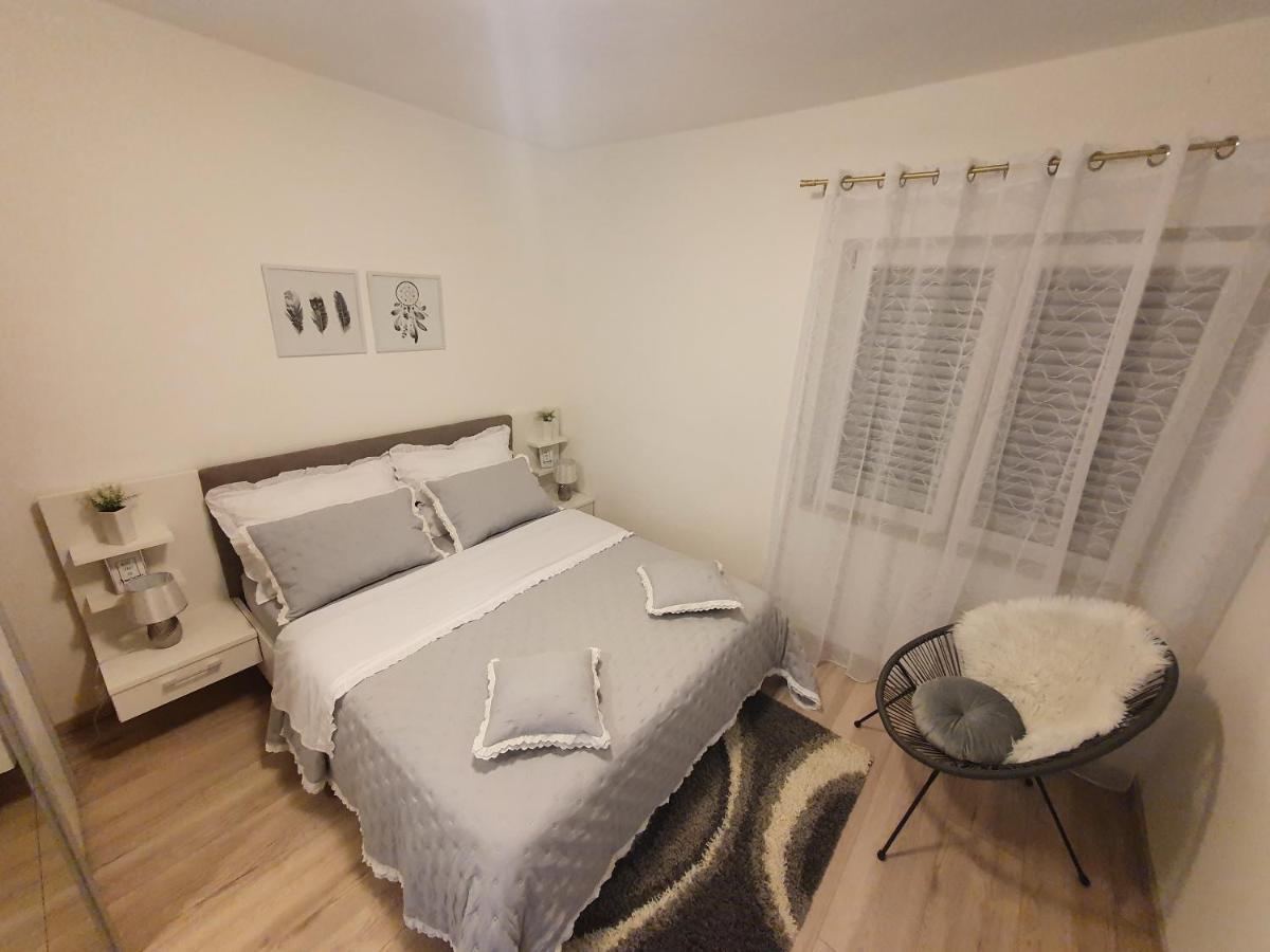 Apartman Mare Šibenik Exterior foto